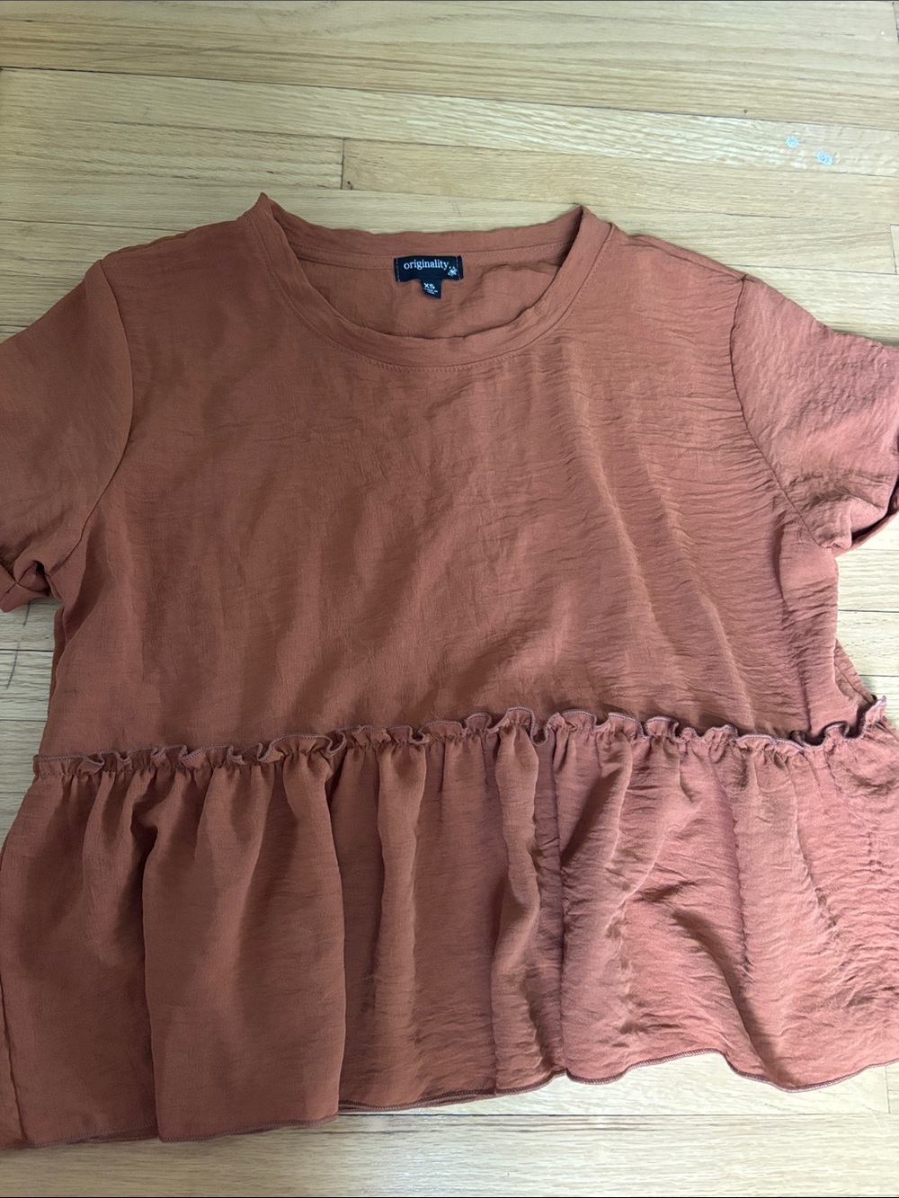 Originality Rust Short-Sleeve Ruffled Peplum Tee